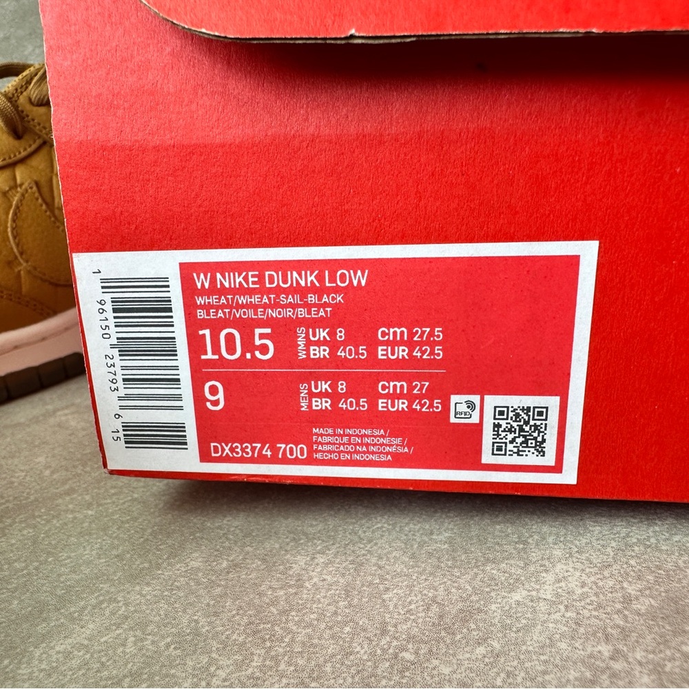 Nike Dunk Low Quilted wheat - Picture 9 of 9